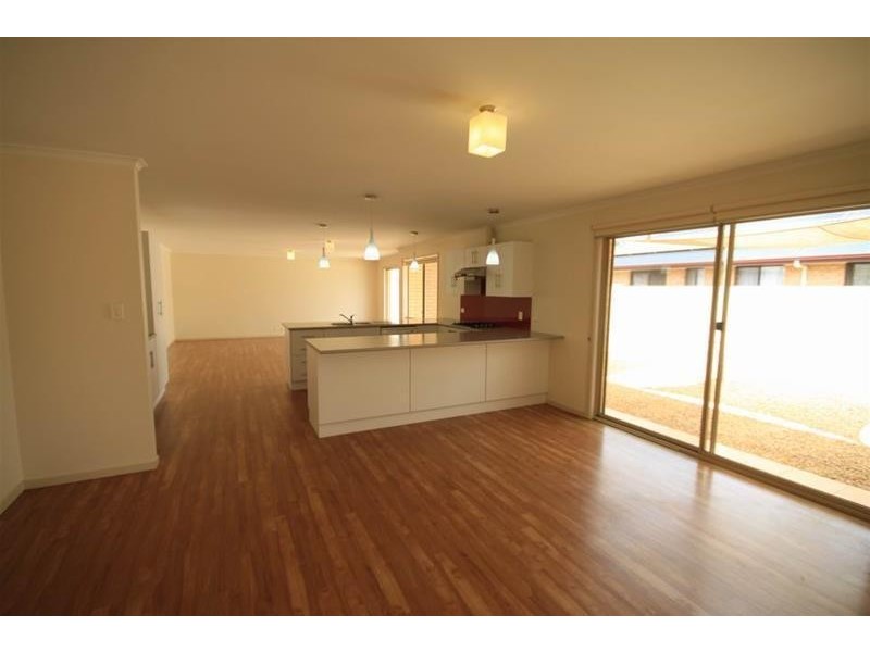 12 Walker Avenue, Mannum SA 5238