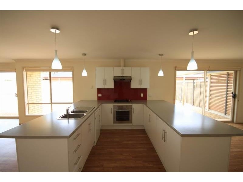 12 Walker Avenue, Mannum SA 5238