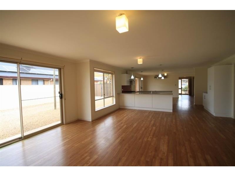 12 Walker Avenue, Mannum SA 5238