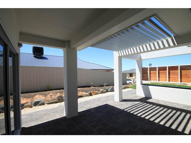 8 Ruby Drive, Mannum SA 5238