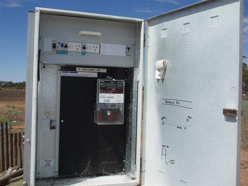 694 Battens Road, Sedan SA 5353