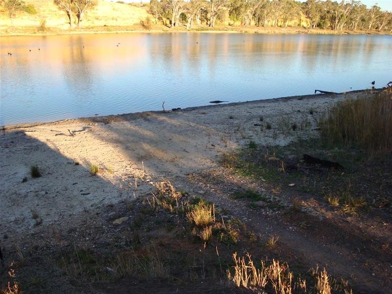 5139 Murraylands Road, Swan Reach SA 5354