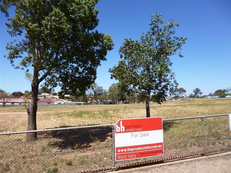 Lot 52,53,54 & 55, Lot 52, 53, 54 & 55 Walker Avenue, Mannum SA 5238