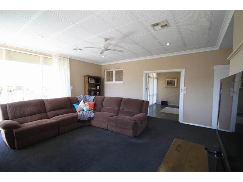 15 King George Street, Mannum SA 5238