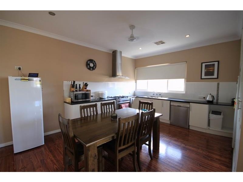 15 King George Street, Mannum SA 5238