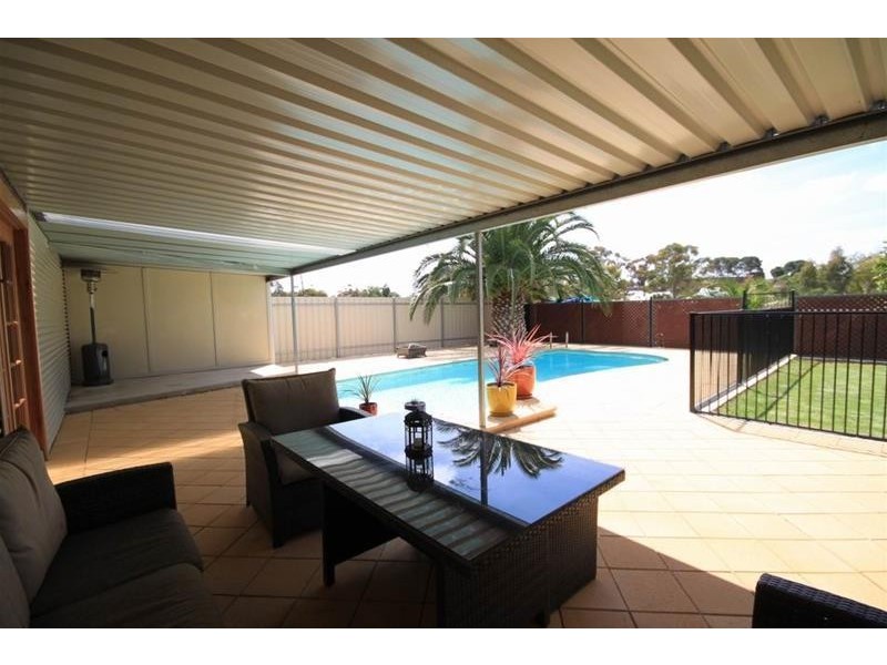 15 King George Street, Mannum SA 5238