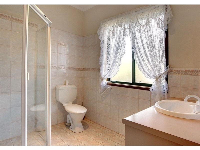 2 Rodda Drive, Penrice SA 5353