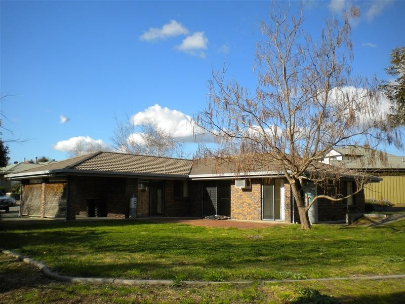 12 Honeysuckle Drive, Woodside SA 5244