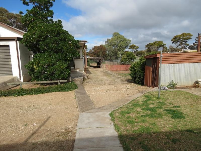 6 King George Street, Mannum SA 5238