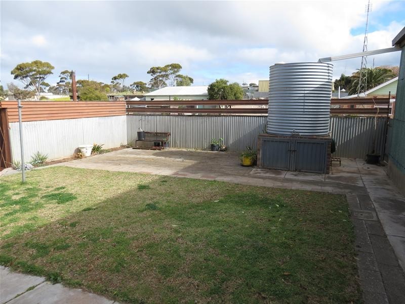 6 King George Street, Mannum SA 5238