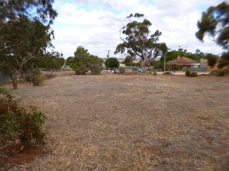 2 Church Crescent, Palmer SA 5237