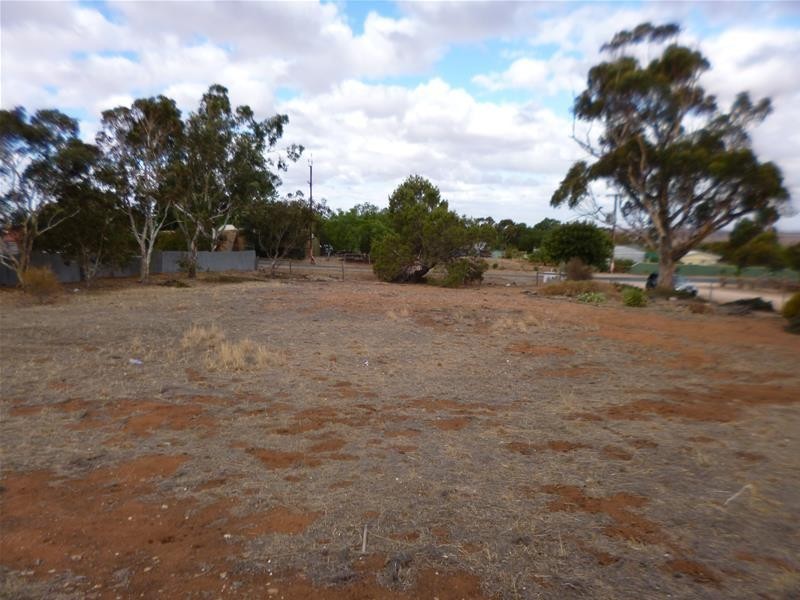 2 Church Crescent, Palmer SA 5237