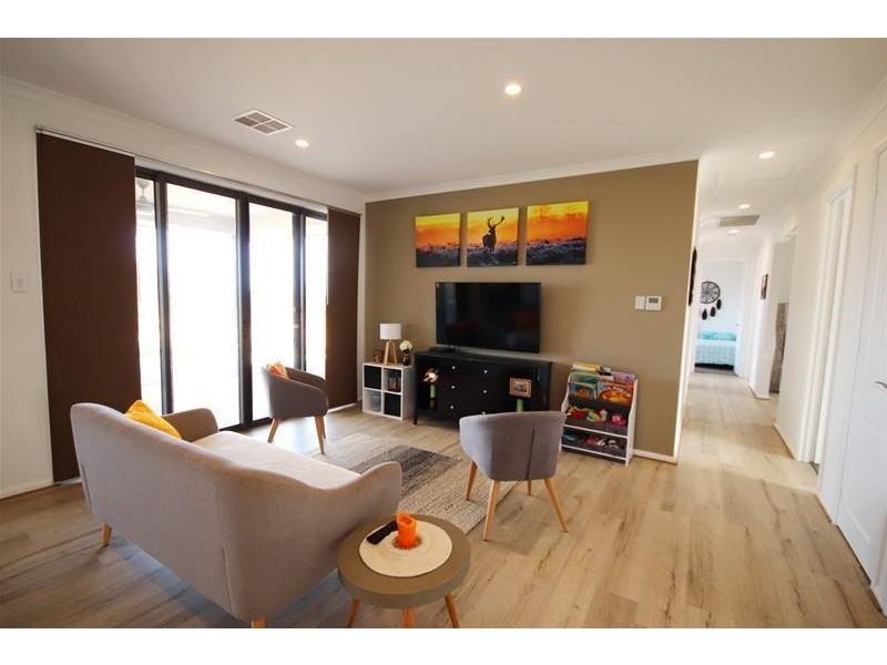 16 Omega Road, Mannum SA 5238