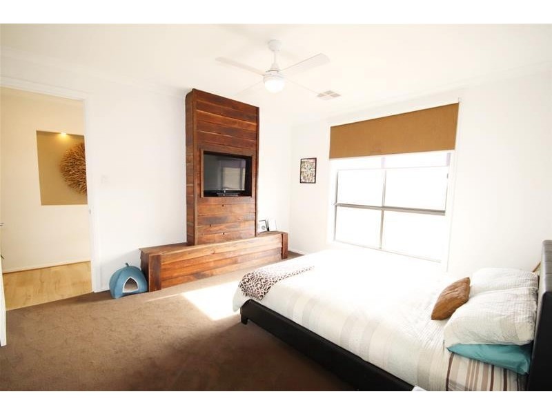 16 Omega Road, Mannum SA 5238