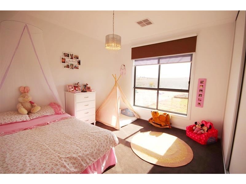 16 Omega Road, Mannum SA 5238