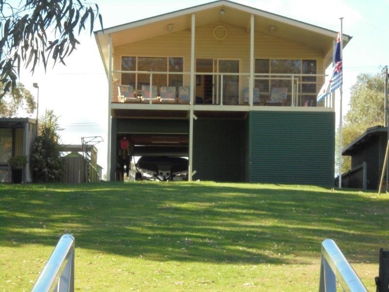 24 Riverside Road, Marks Landing, Swan Reach SA 5354