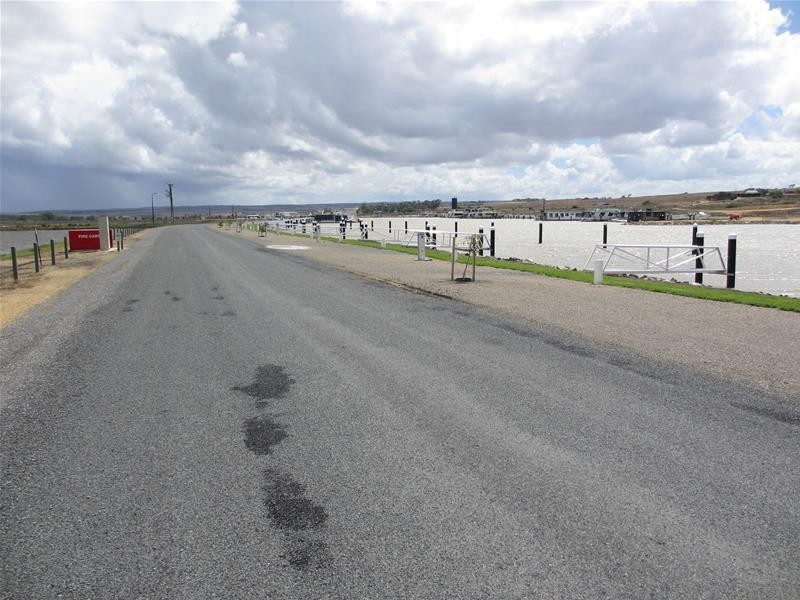 27 Marina Way, Mannum SA 5238