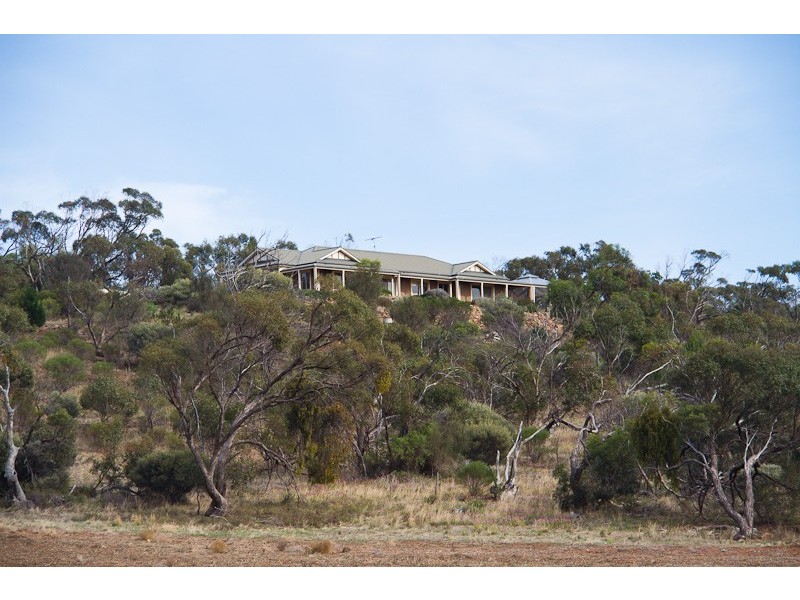 ‘Kleinerberg’/2601 Black Heath Road, Rockleigh SA 5254