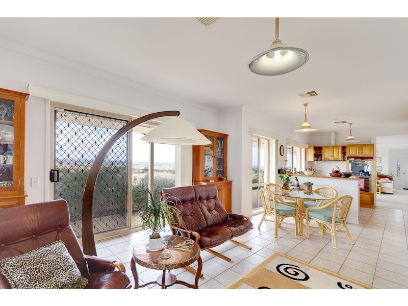 ‘Kleinerberg’/2601 Black Heath Road, Rockleigh SA 5254