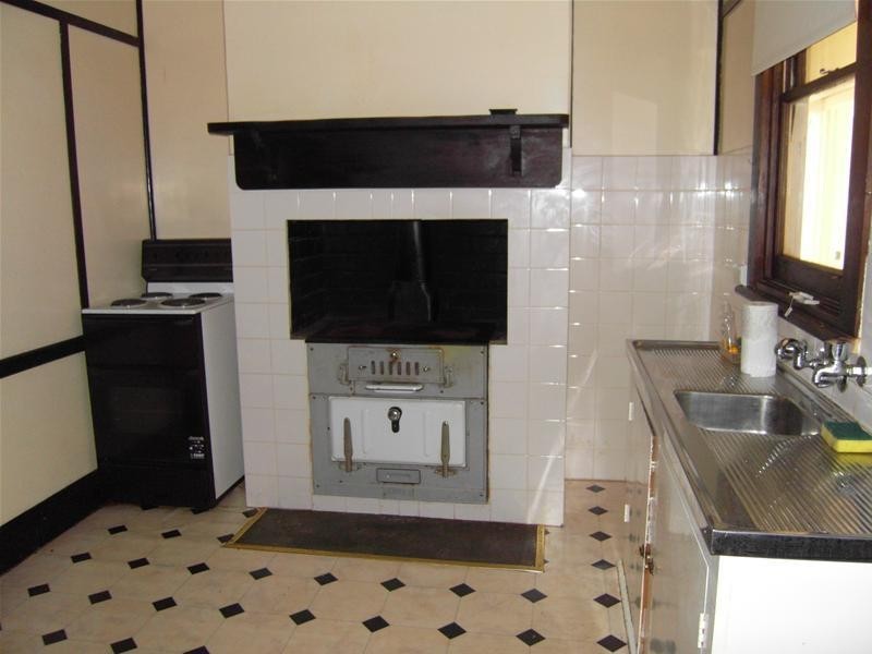 8 Berryman Avenue, Mannum SA 5238