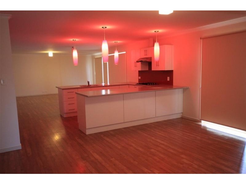 12 Walker Avenue, Mannum SA 5238