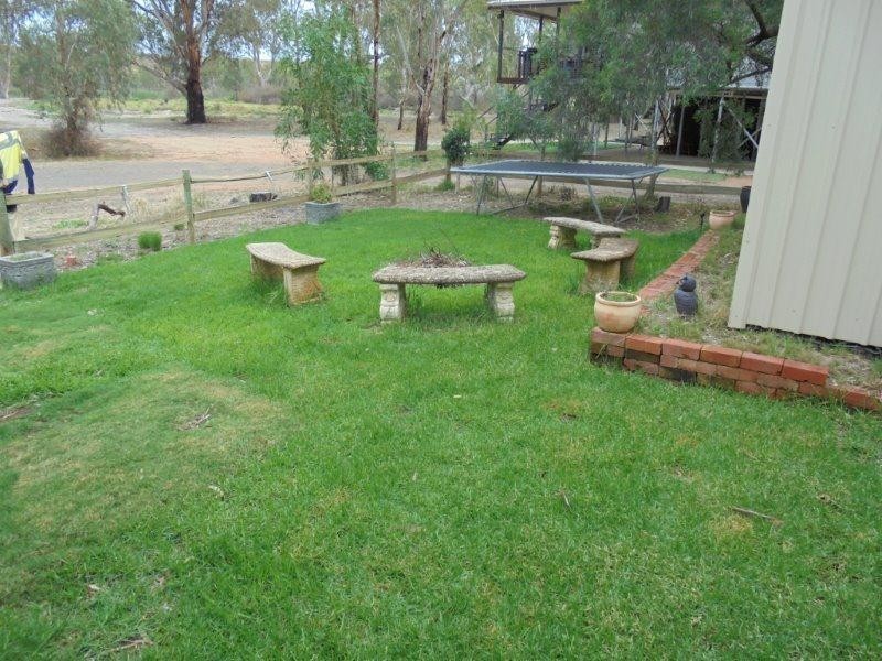 80 River Reserve Road, Swan Reach SA 5354