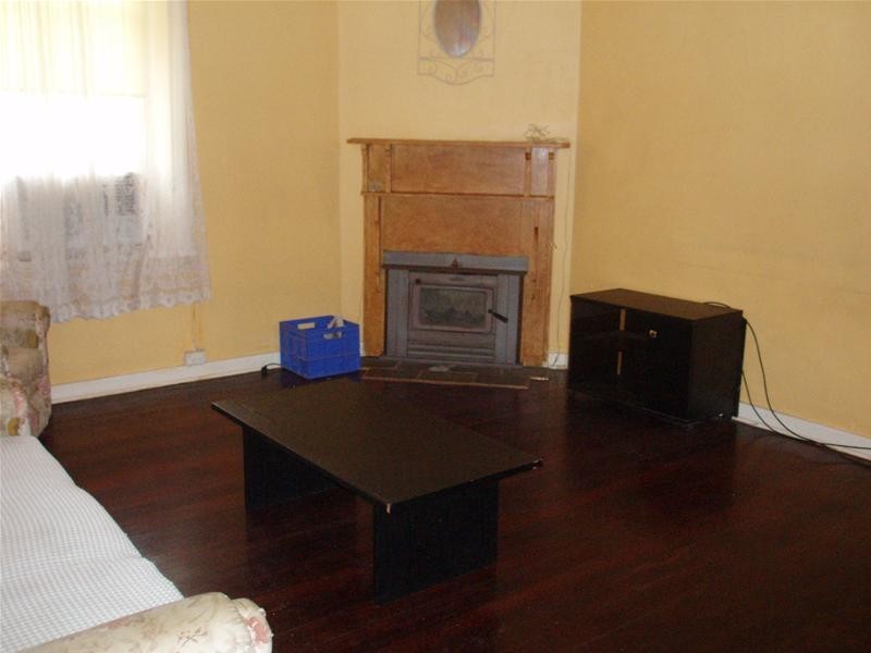 4 Phillip Avenue, Swan Reach SA 5354