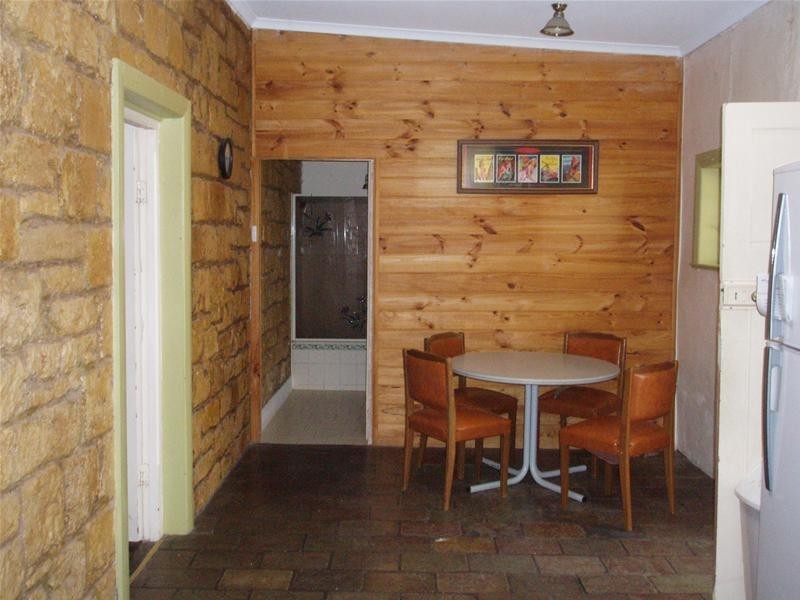 4 Phillip Avenue, Swan Reach SA 5354