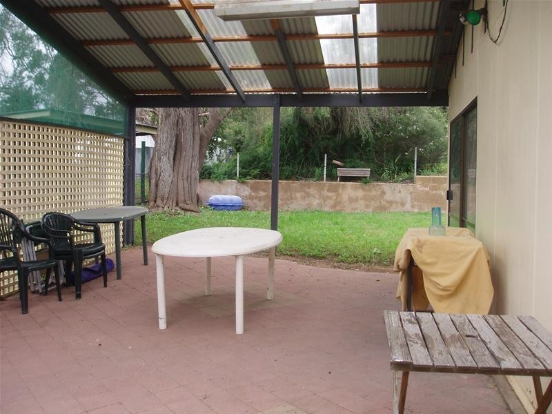 4 Phillip Avenue, Swan Reach SA 5354