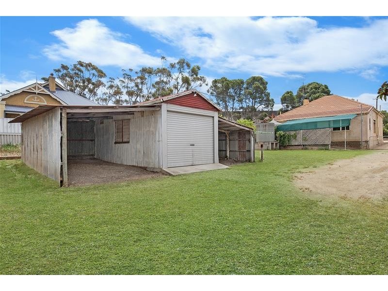 30 Adelaide Road, Mannum SA 5238