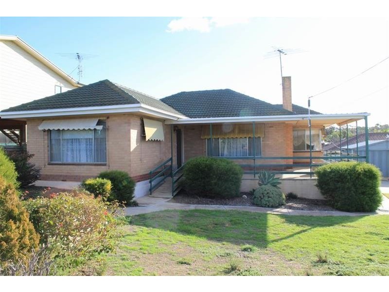 3 Esplanade, Mannum SA 5238