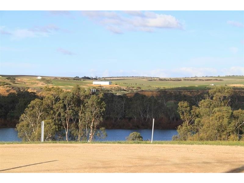 3 Esplanade, Mannum SA 5238