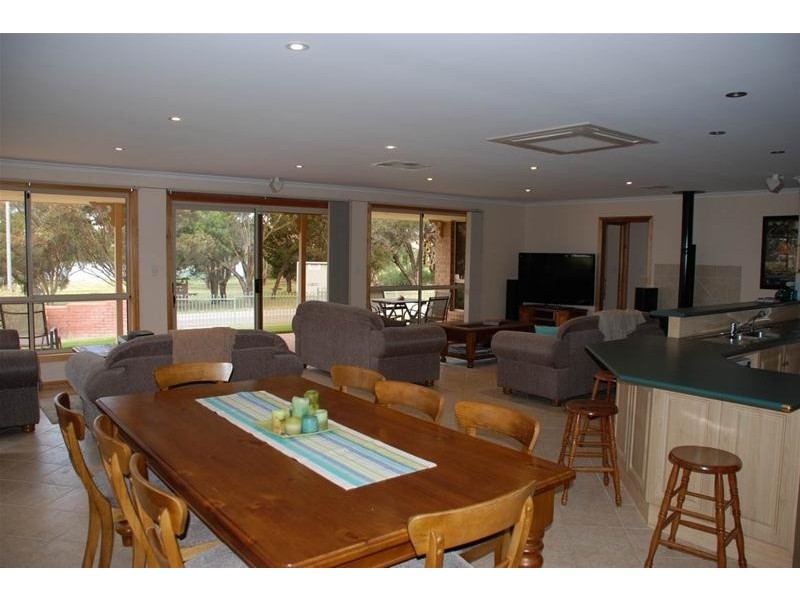 2 Pelican Court ‘Woodlane’, Mypolonga SA 5254