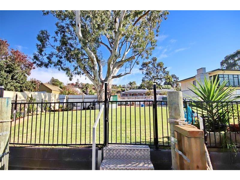 24 Randell Street, Mannum SA 5238