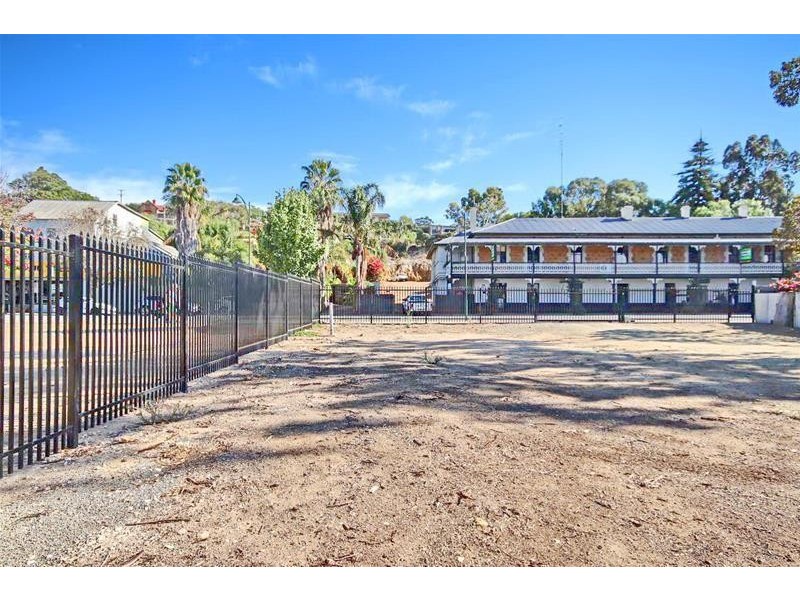 24 Randell Street, Mannum SA 5238