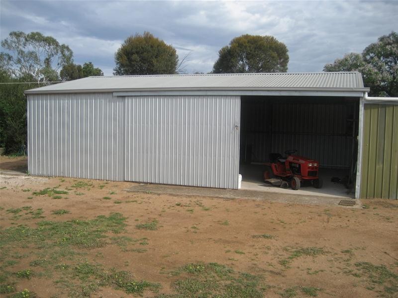 36 Phillip Avenue, Swan Reach SA 5354