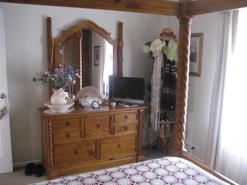 36 Phillip Avenue, Swan Reach SA 5354