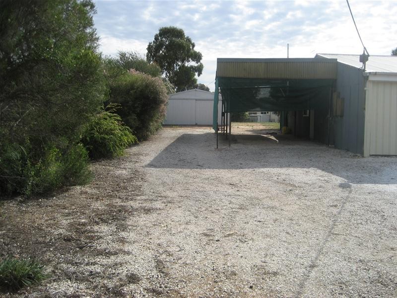 36 Phillip Avenue, Swan Reach SA 5354