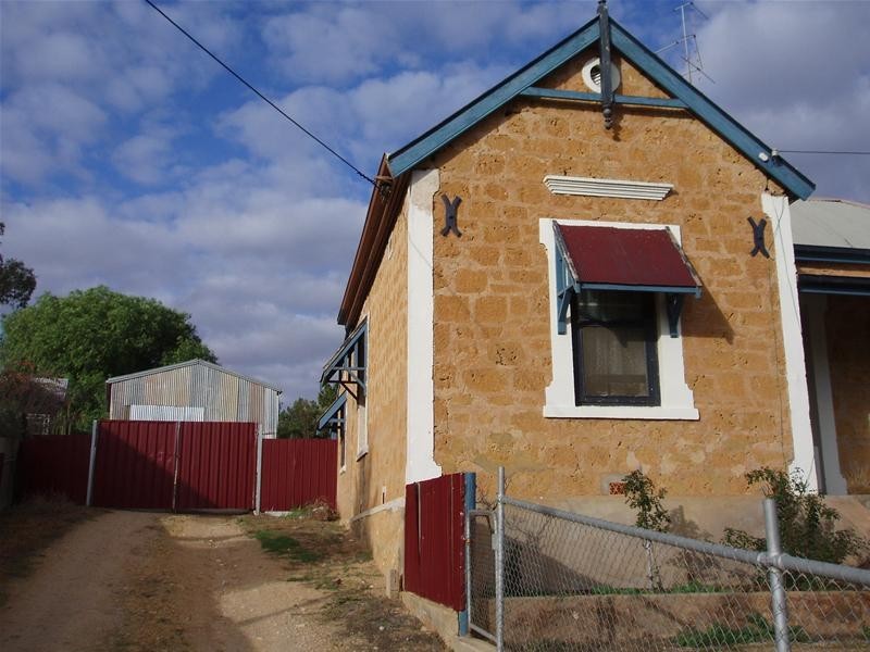 58 Anzac Avenue, Swan Reach SA 5354