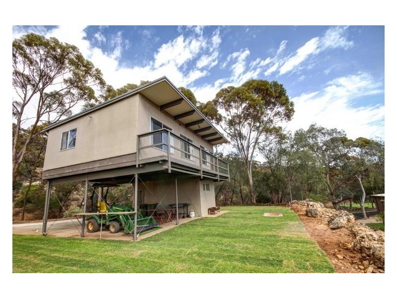 7 ‘Aruma River Resort’ Cliff View Drive, Walker Flat SA 5238