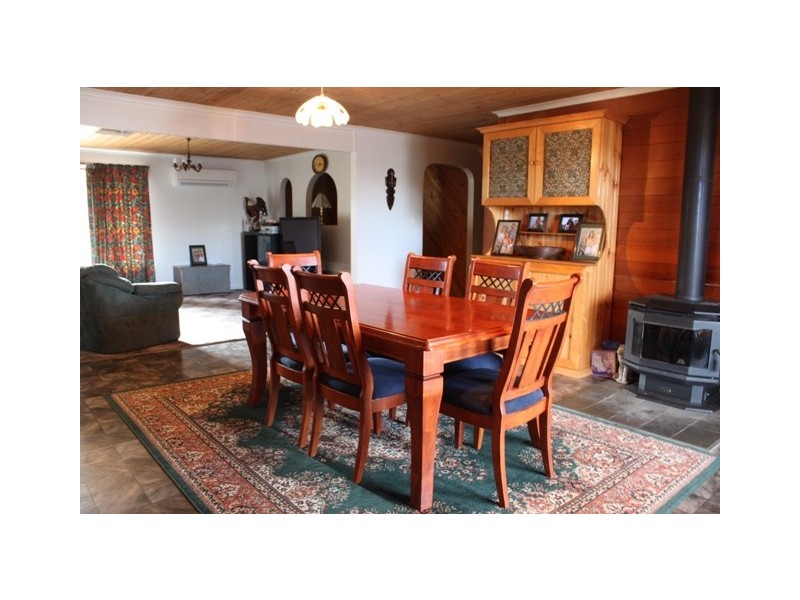 2 Main Road, Bowhill SA 5238