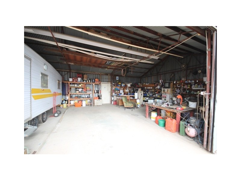 2 Main Road, Bowhill SA 5238