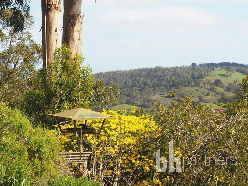 6  Walker Avenue, Heathfield SA 5153