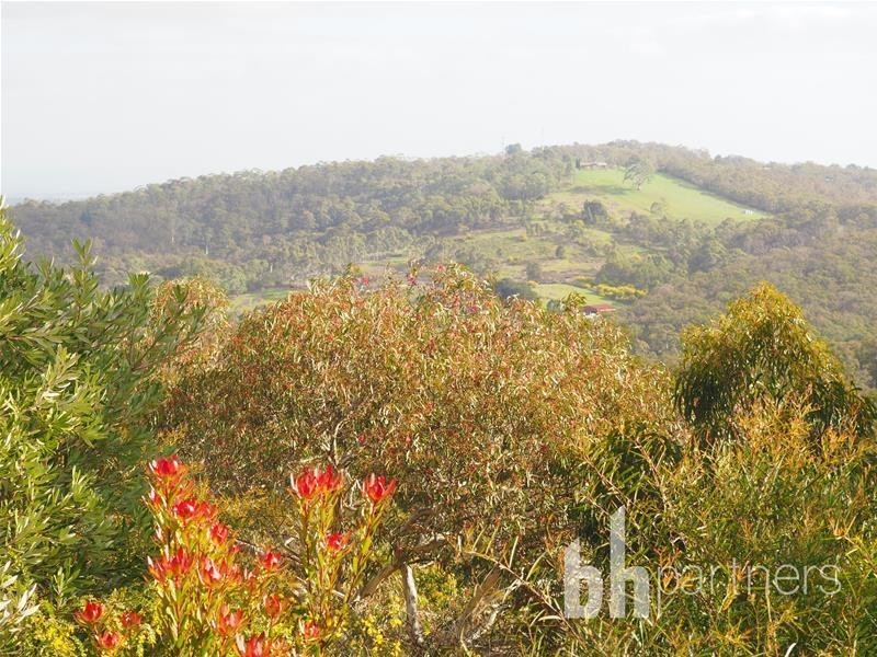 6  Walker Avenue, Heathfield SA 5153