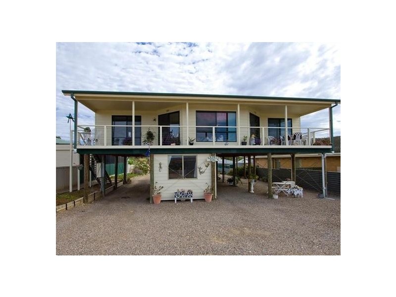 5 Esplanade, Mannum SA 5238