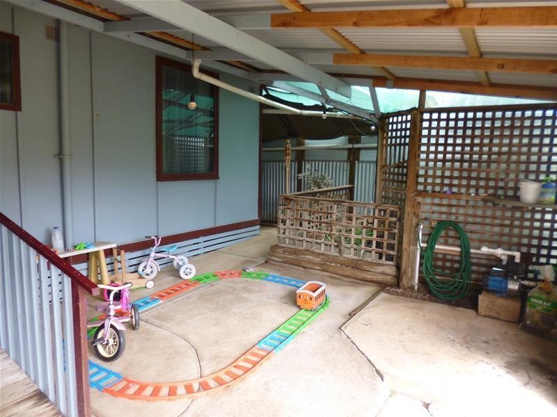 13 Charles Street, Mannum SA 5238