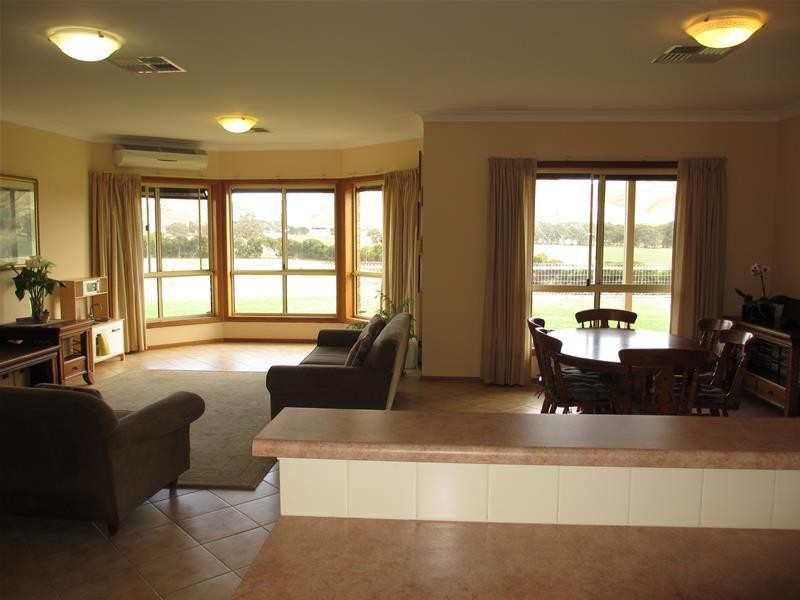 1078 Three Chain Road (off Bundilla Road), Cambrai SA 5353