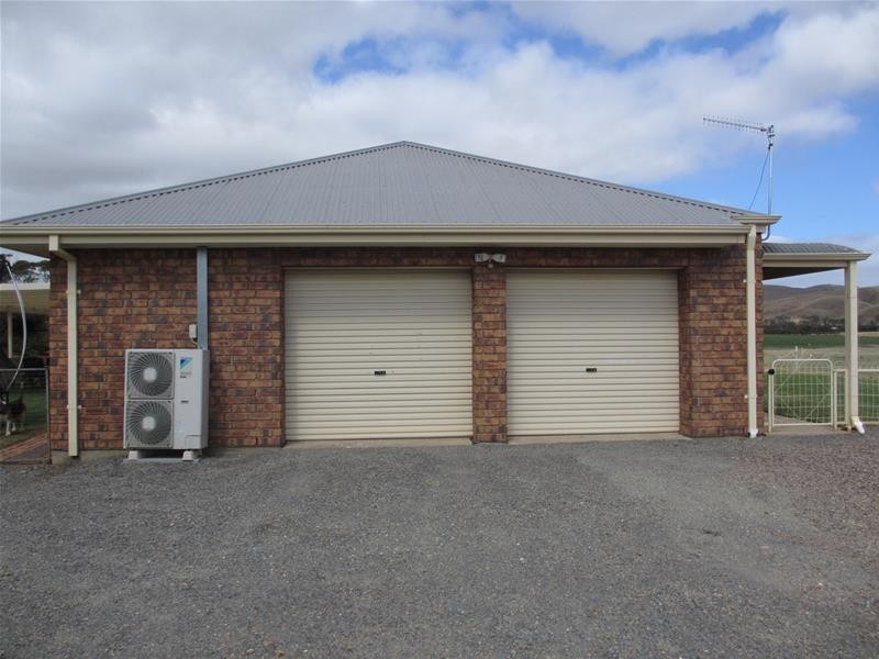 1078 Three Chain Road (off Bundilla Road), Cambrai SA 5353