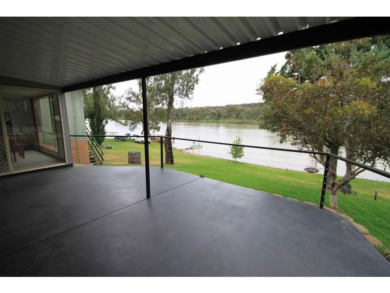 15 Lake Carlet Shack Road, Mannum SA 5238