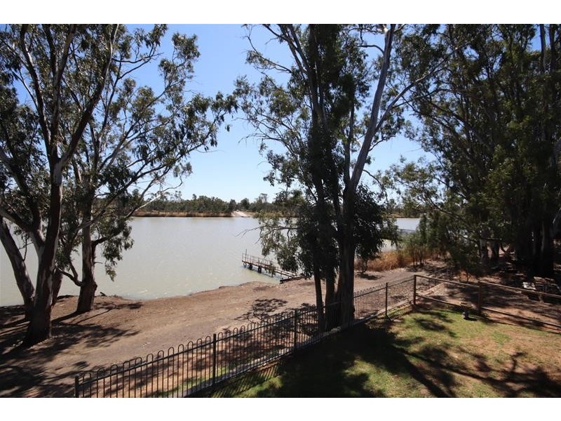 9 Victoria Street, Swan Reach SA 5354